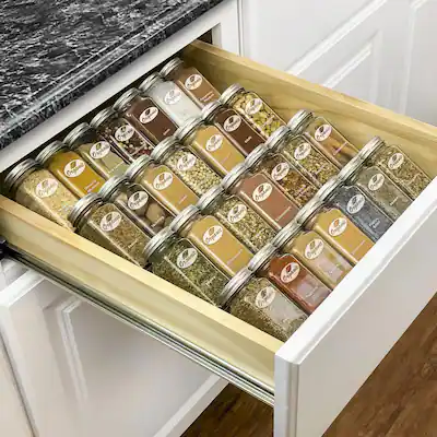 Make Your Kitchen an Accident-Free Area Using Kitchen Spice Racks